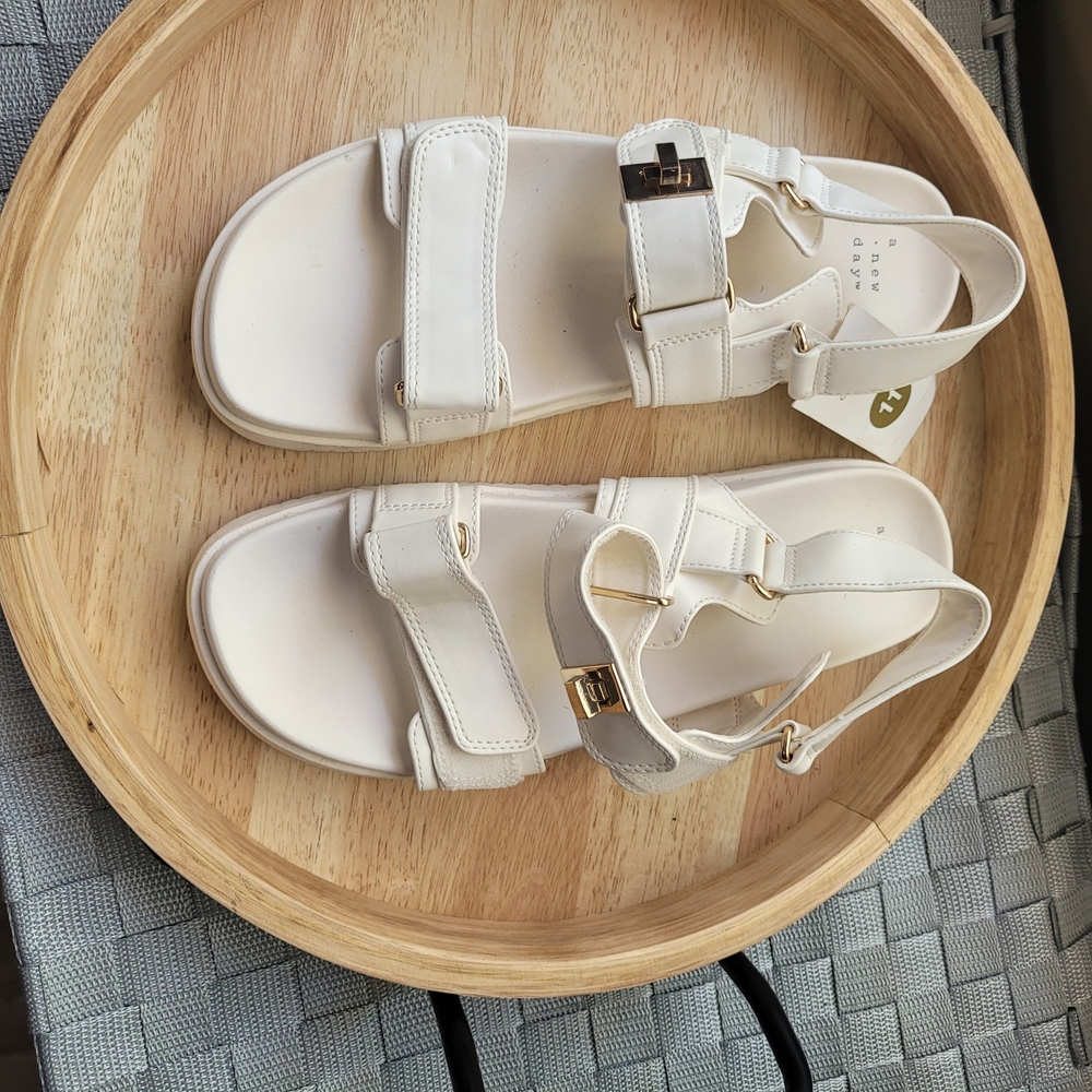 White Women’s Strappy Buckle Sandals